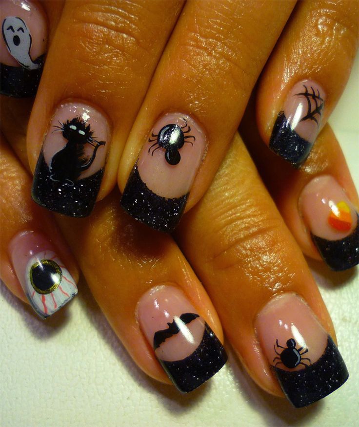Detailed cute Halloween manicure