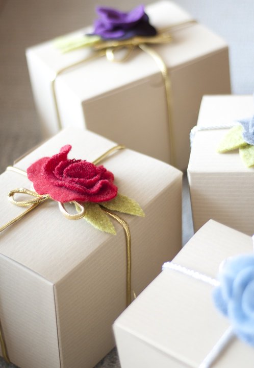 Gift bag styling for Christmas