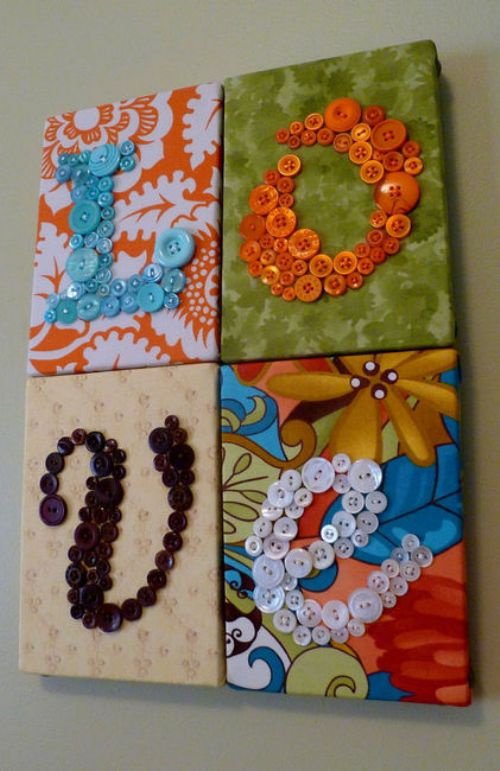 Button wreath craft