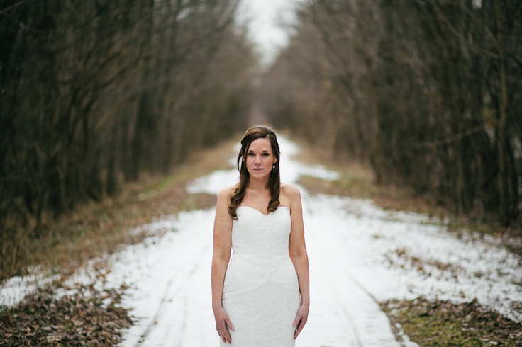 Winter wedding photography idea