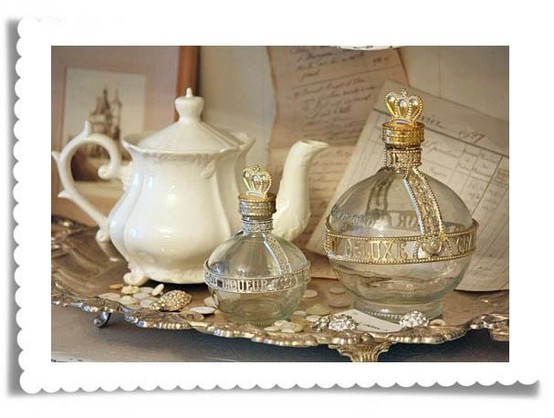 Painted bottle vase idea