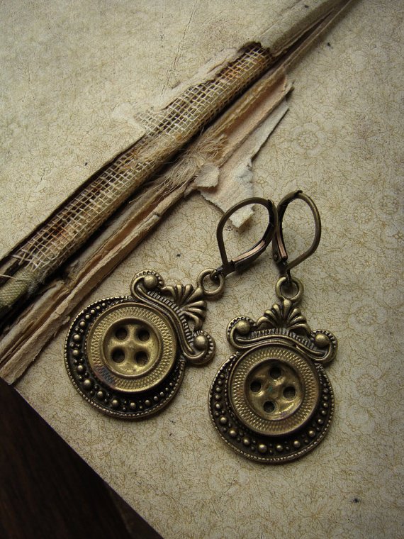 Button pillow embellishment
