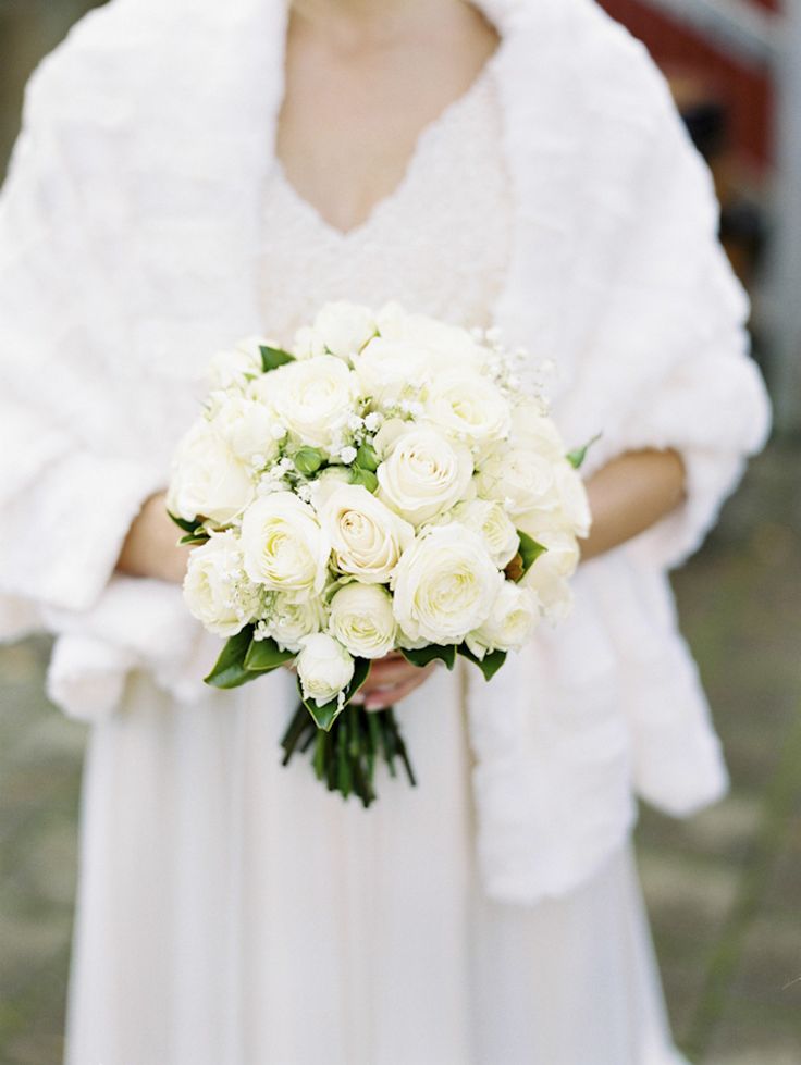 Winter wedding photography idea
