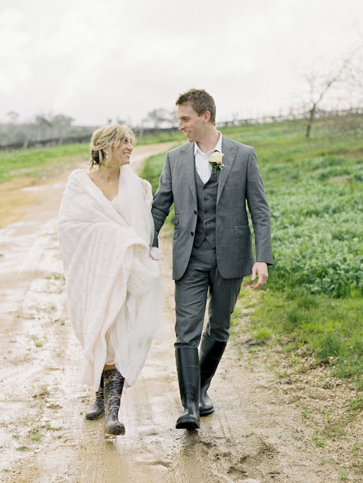 Winter wedding photography idea