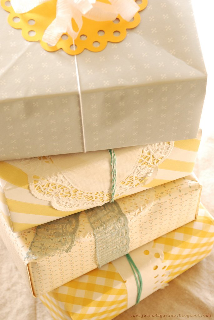 Ribbon and bow Christmas wrap