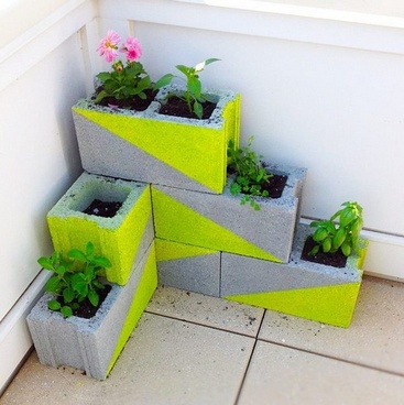Decorative DIY planter