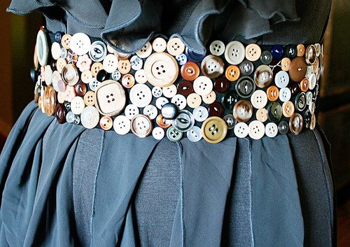 Button curtain or textile accent