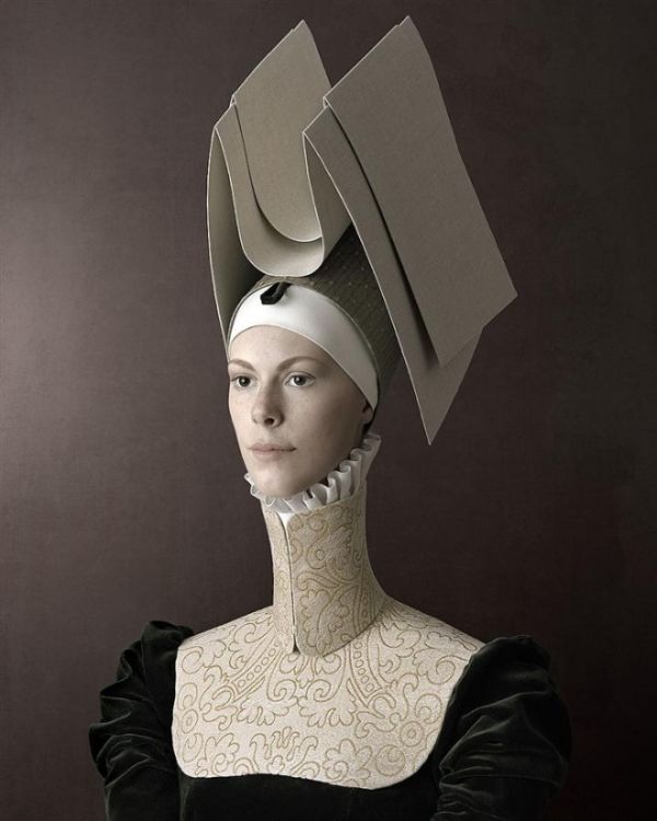 Cardboard Ladies closing portrait by Christian Tagliavini