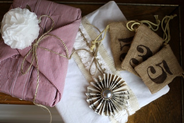 Rustic natural gift wrap