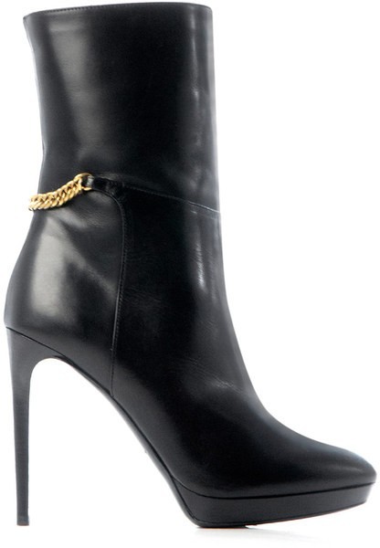 boots-boots06 Designer boot detail shot