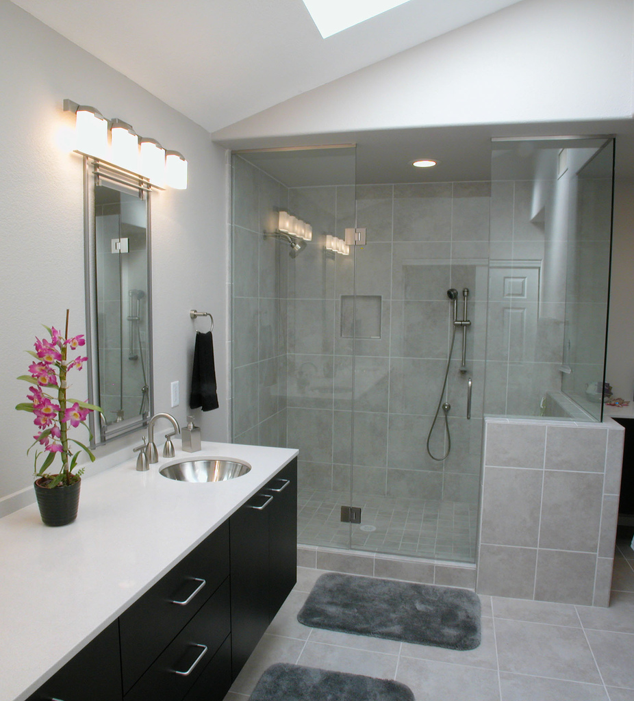 Bathroom shower