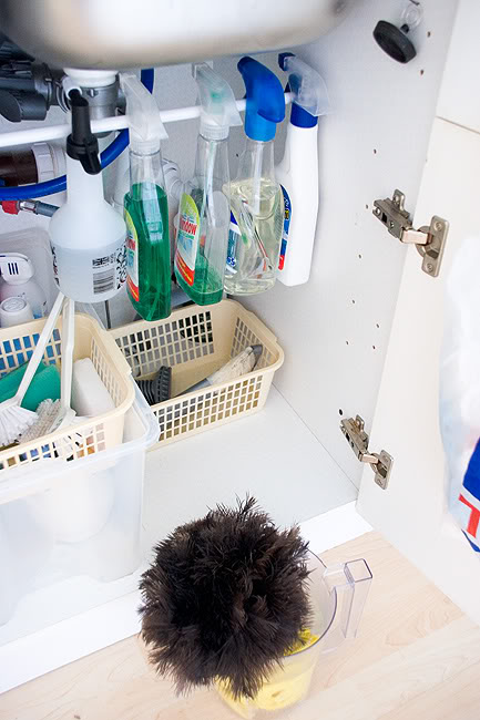 undersink-storage