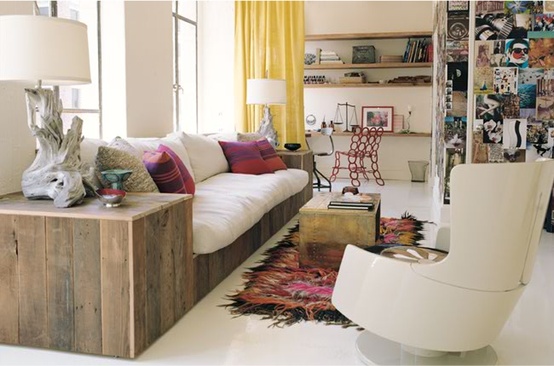 Open elegant lounge space