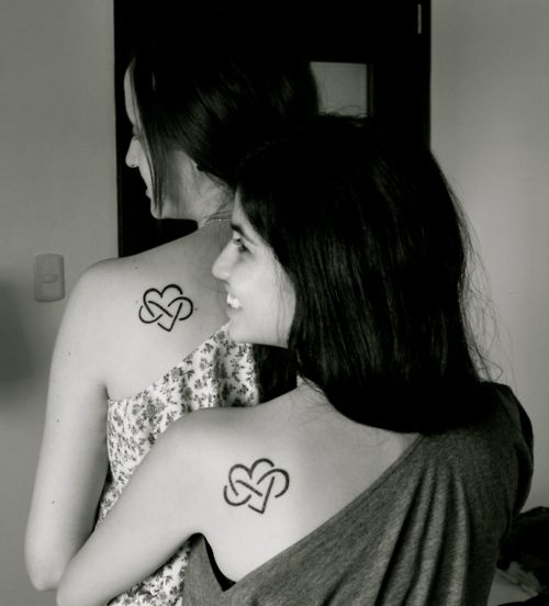 Paired sister ink idea