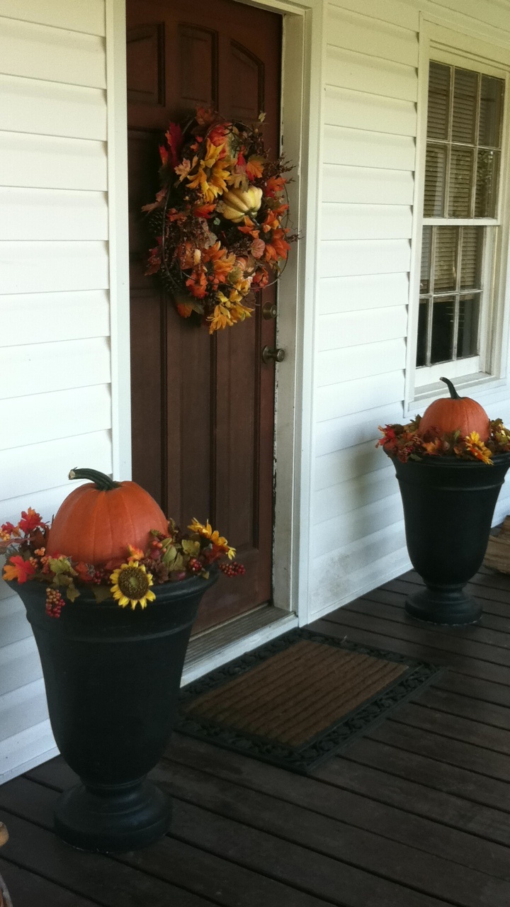 Lit autumn porch decoration