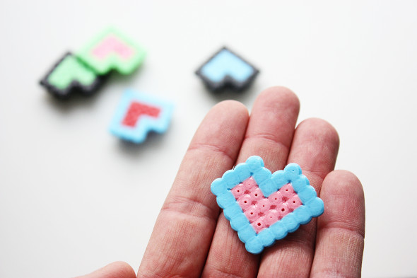 Bead brooches