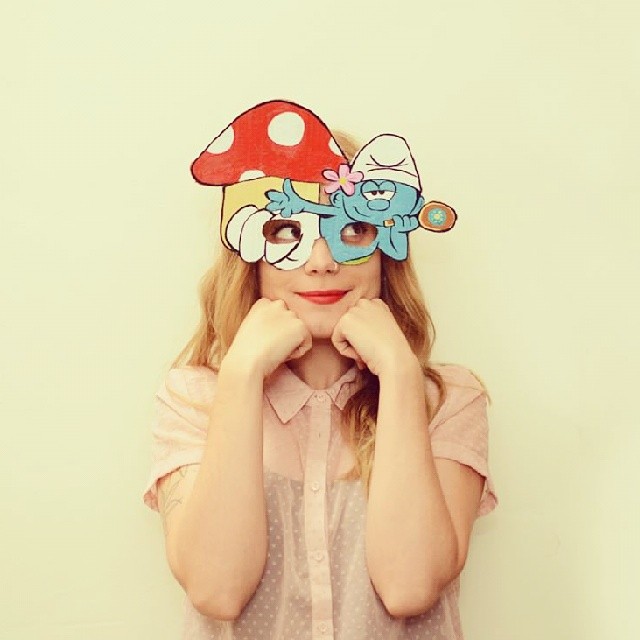 Smurf and mushroom cardboard mask with cartoon glove