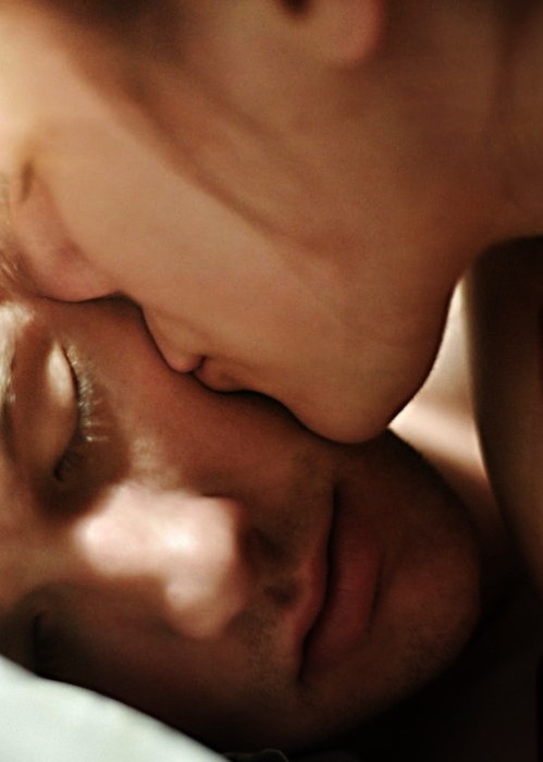 kiss-photos11 Romantic couple photography