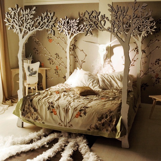 Canopy bed detail