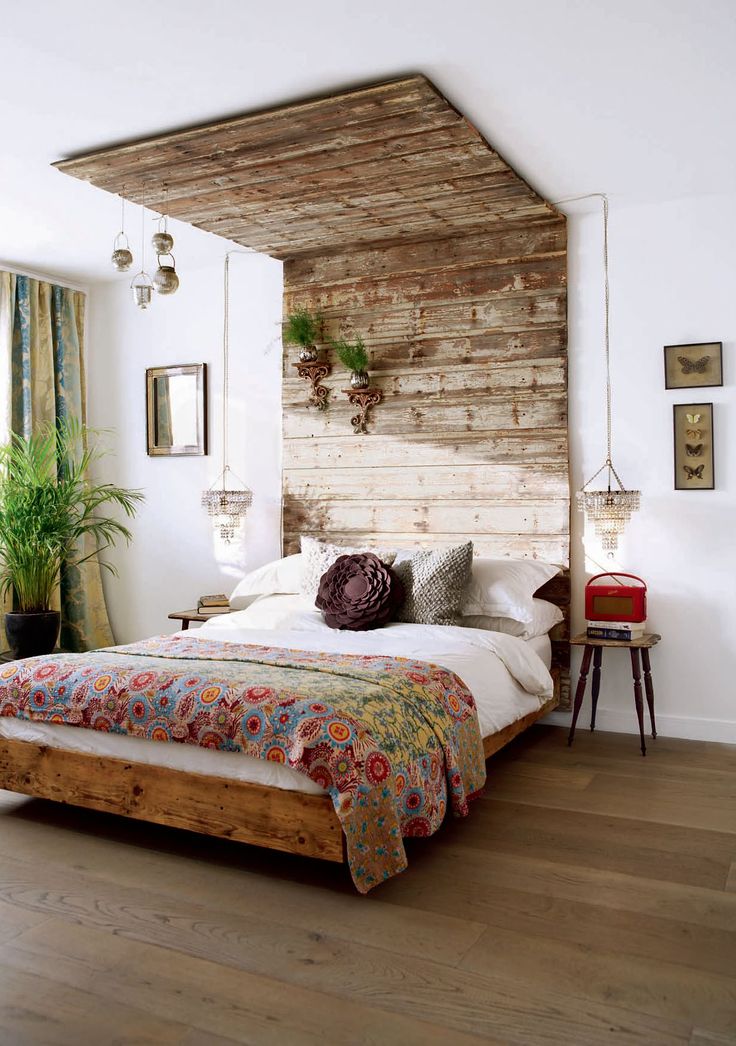Vertical view of a floating bedroom setup