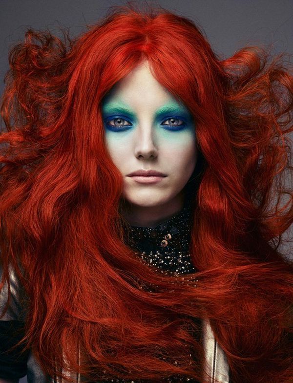 Voluminous red hair style