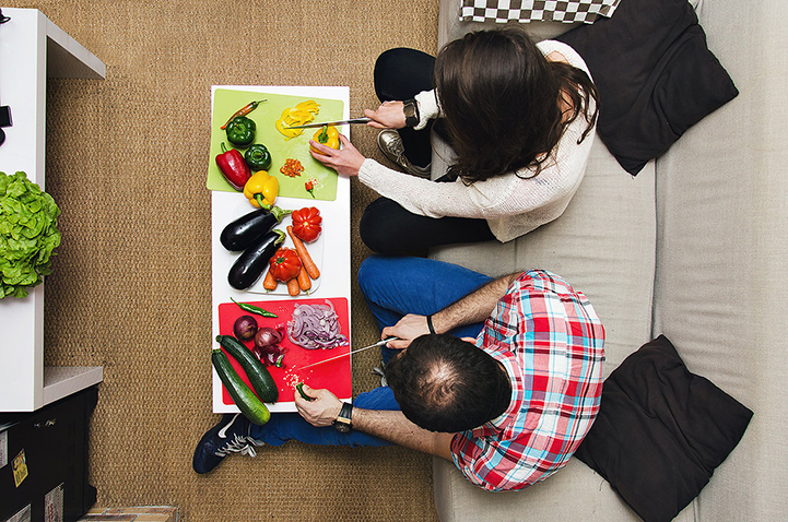 Bird's-eye view people-in-rooms photograph