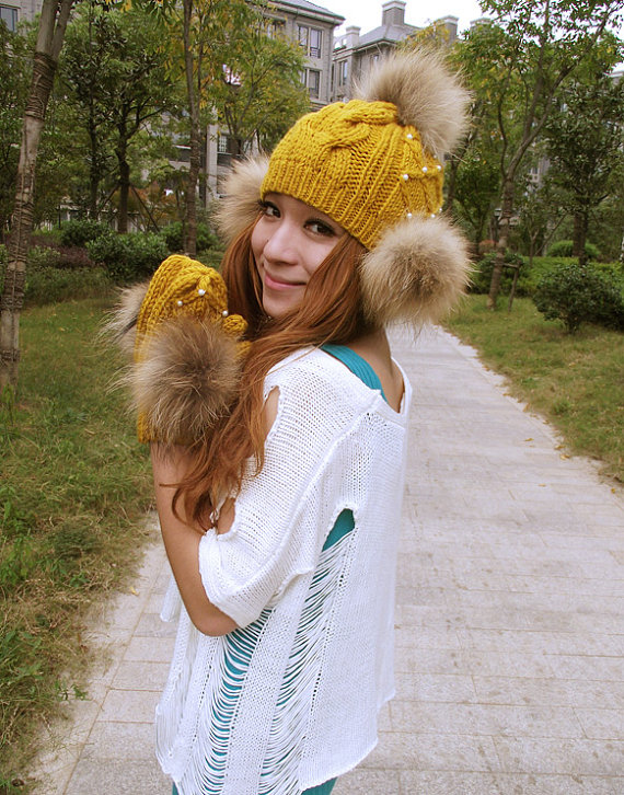 Handmade knit hat example 6