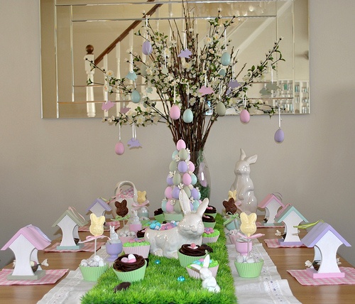 Family Easter table arrangement