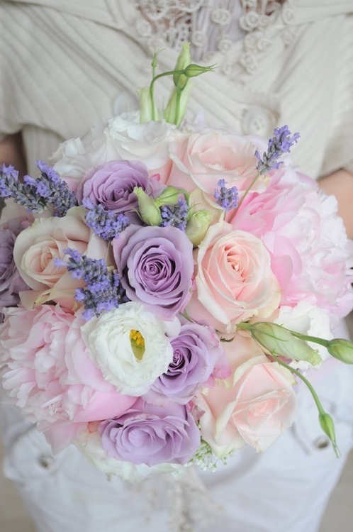 Pink wedding bouquet inspiration