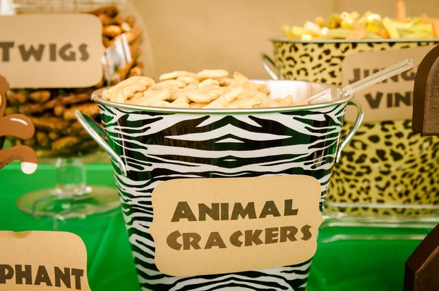 Jungle dessert table before guests arrive