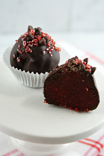 Red velvet cake balls