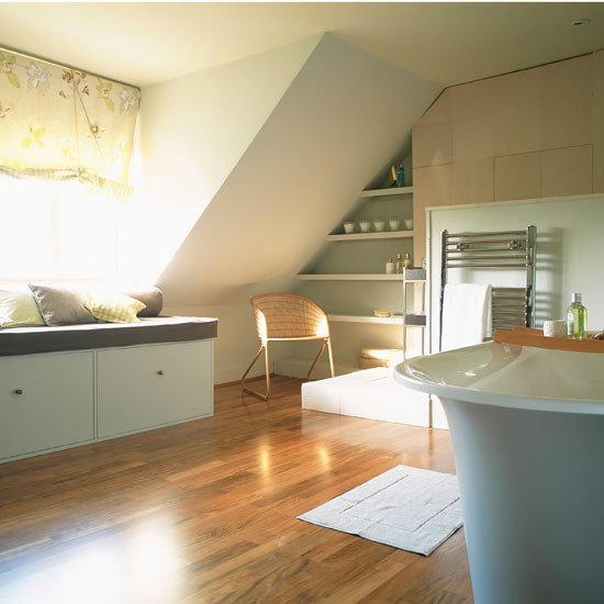 Symmetrical attic bathroom composition