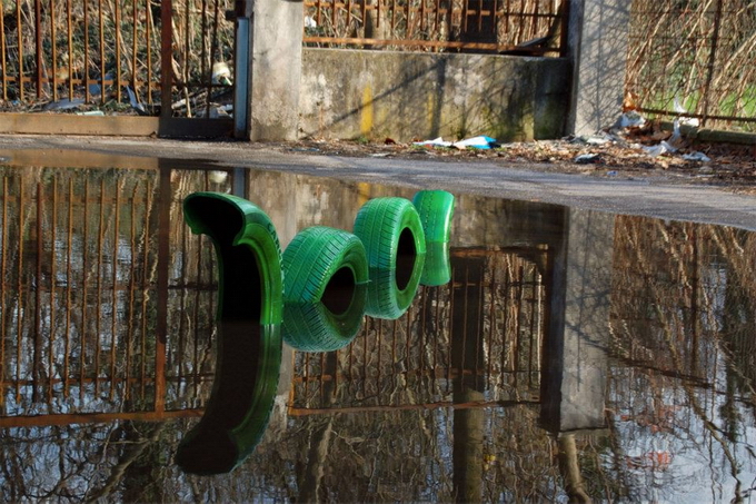 Fra.Biancoshock ephemeral installation