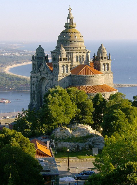 Basilica de Santa Luiza in Viana do Castelo, Portugal Basilica of Santa Luzia, Viana do Castelo, Portugal