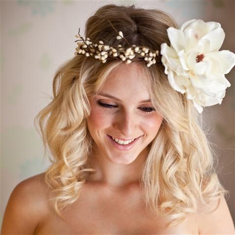 Close bridal flower crown detail