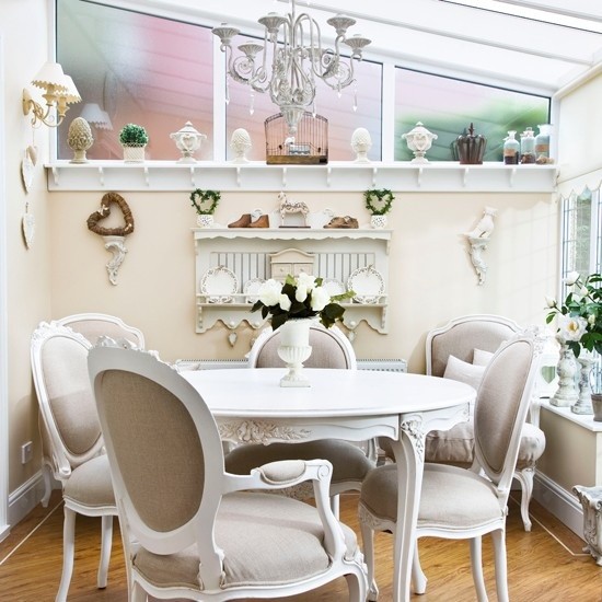 Colourful sunroom seating vignette