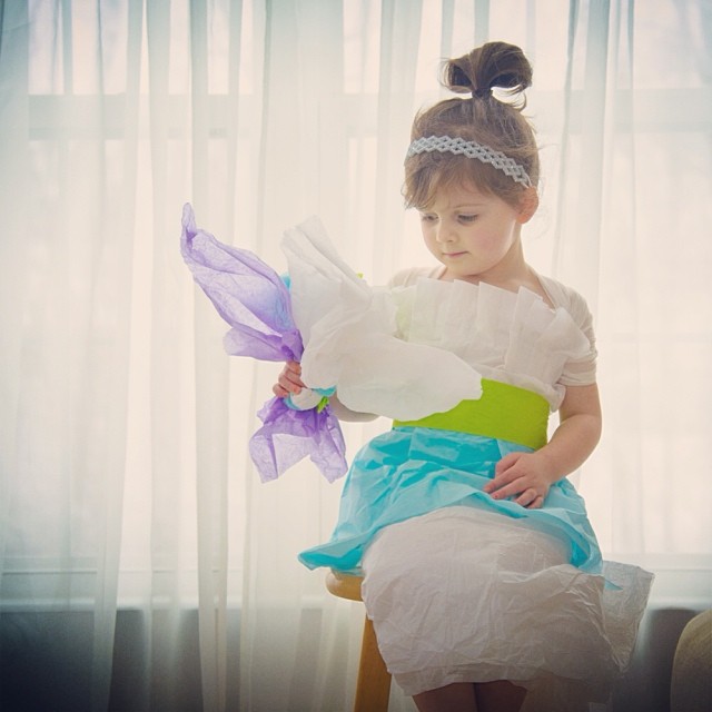 Child modeling paper gown