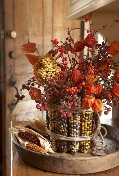 Fall dining decor with pumpkins