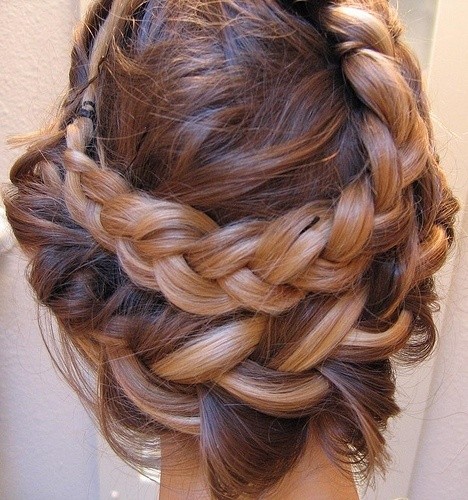 Romantic wedding hair idea