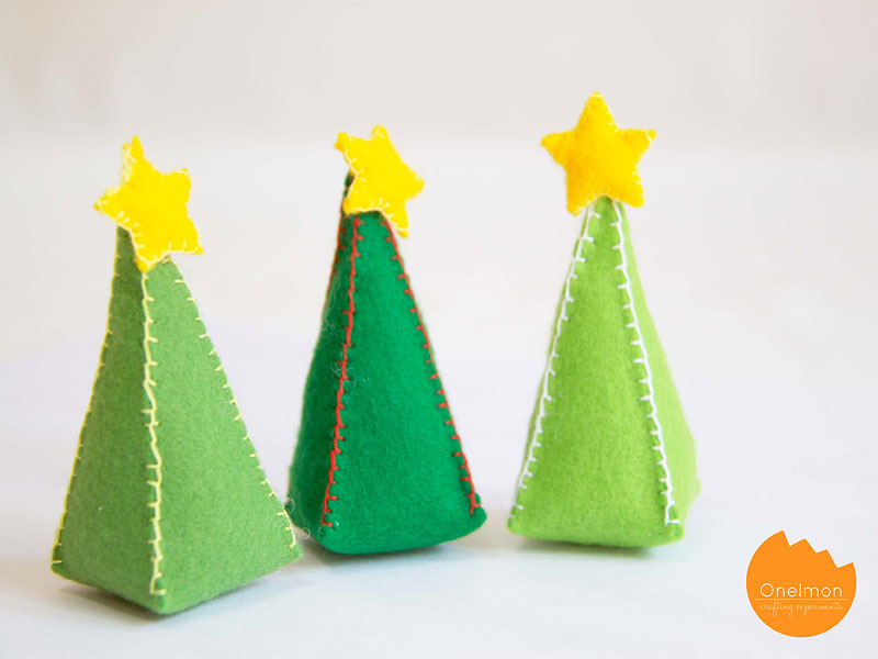 Mini paper Christmas tree