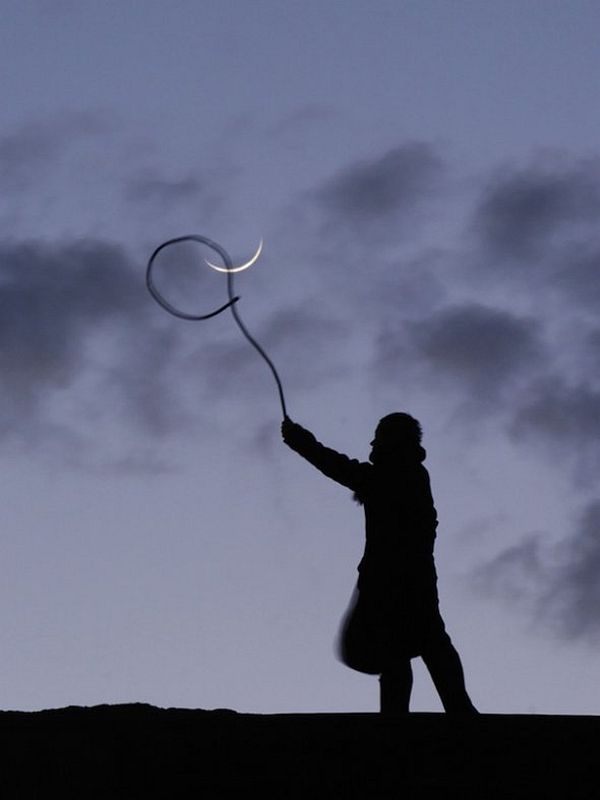 Laurent Laveder moon interaction photo
