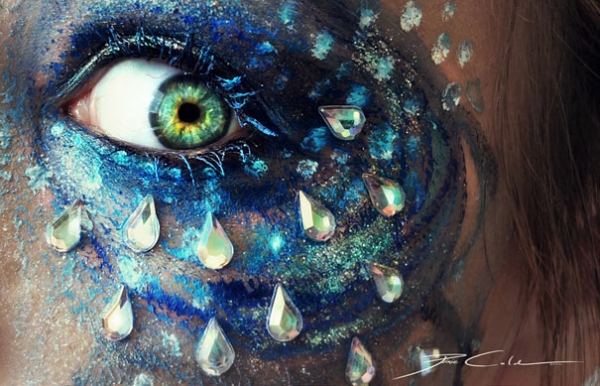 Svenja-Schmitt-makeup-art04 Color-rich makeup macro emphasizing glitter and pigment