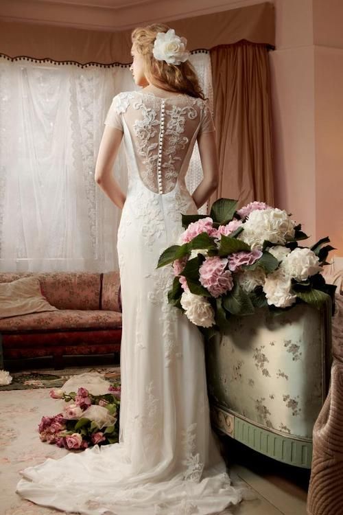 Vintage wedding dress idea