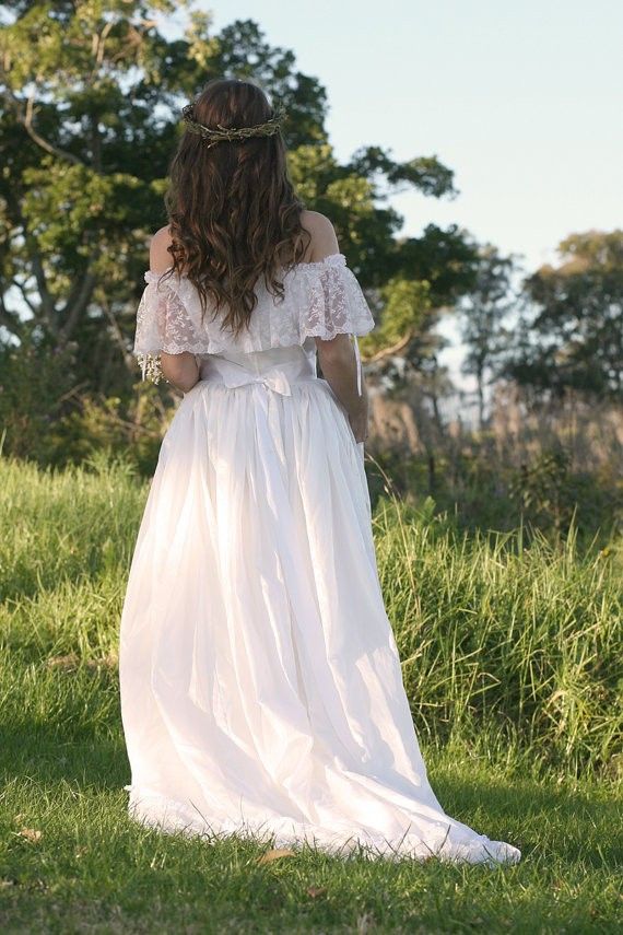 Vintage wedding dress style