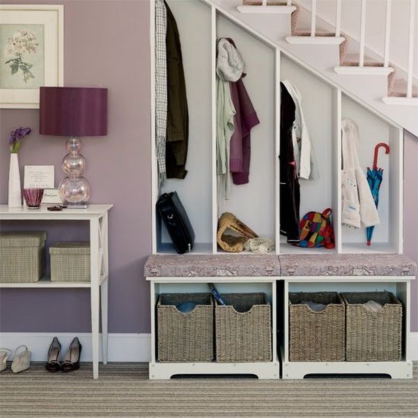 space-under-staircase05
