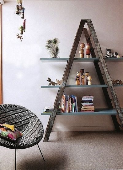 upcycle an old ladder into a bookcase