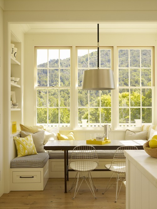 Window seat with vertical emphasis
