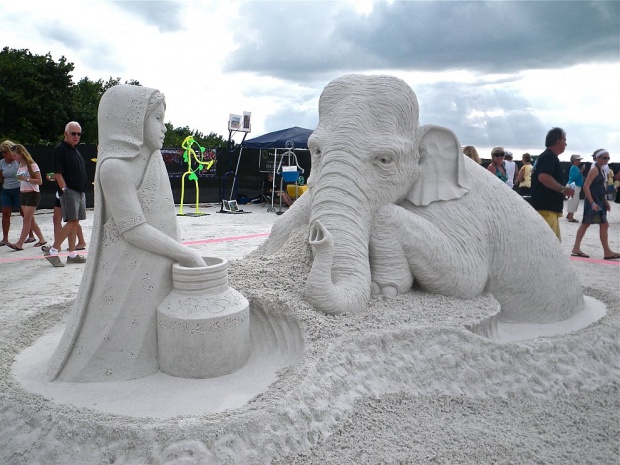 Sand sculpture
