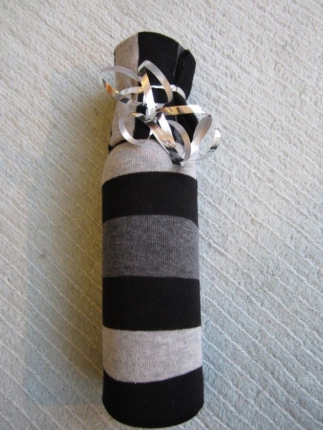Ribbon wine bottle gift