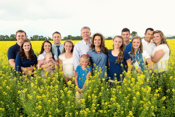 Family pose inspiration